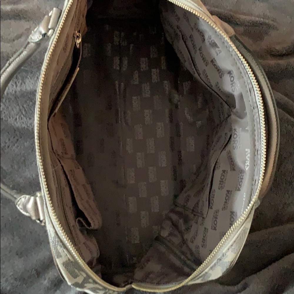 MK Gray/Silver purse. - Picture 2 of 3